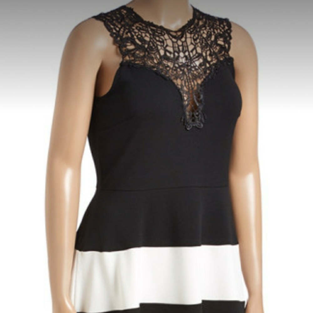 Plus Size Crotchet Lace Dress